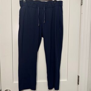 Lululemon Women's Size 8 On The Fly Crop Pants Black Pull On Drawstring